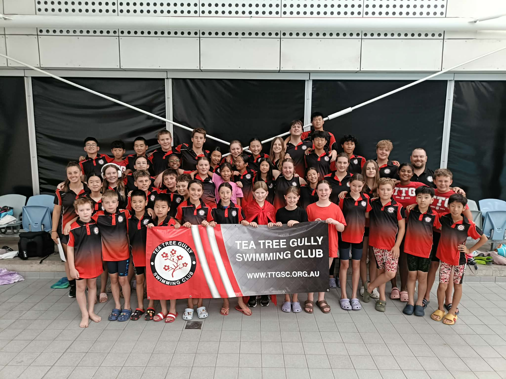 group of ttg swimmers